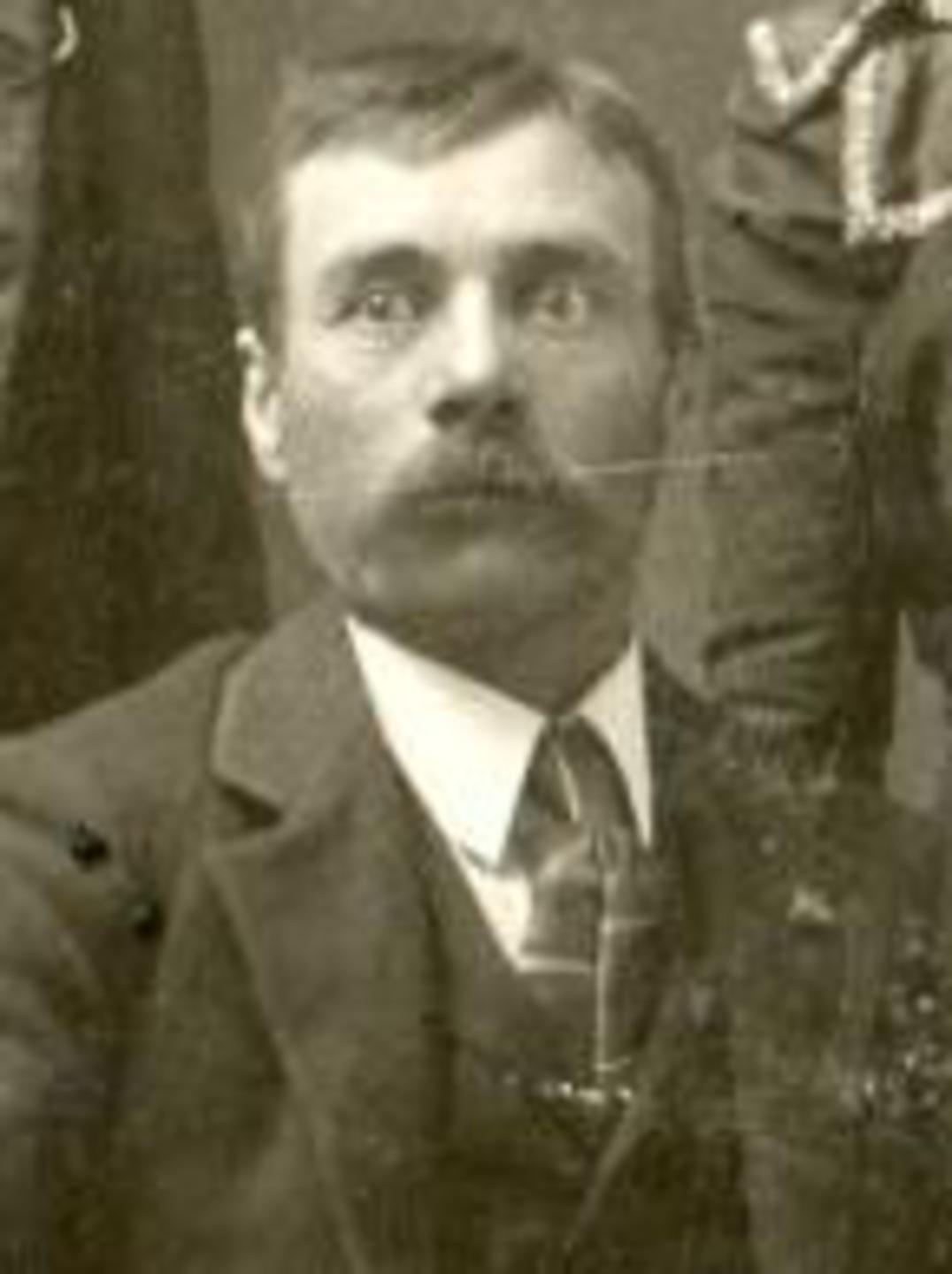 William Jolley (1859 - 1932) Profile